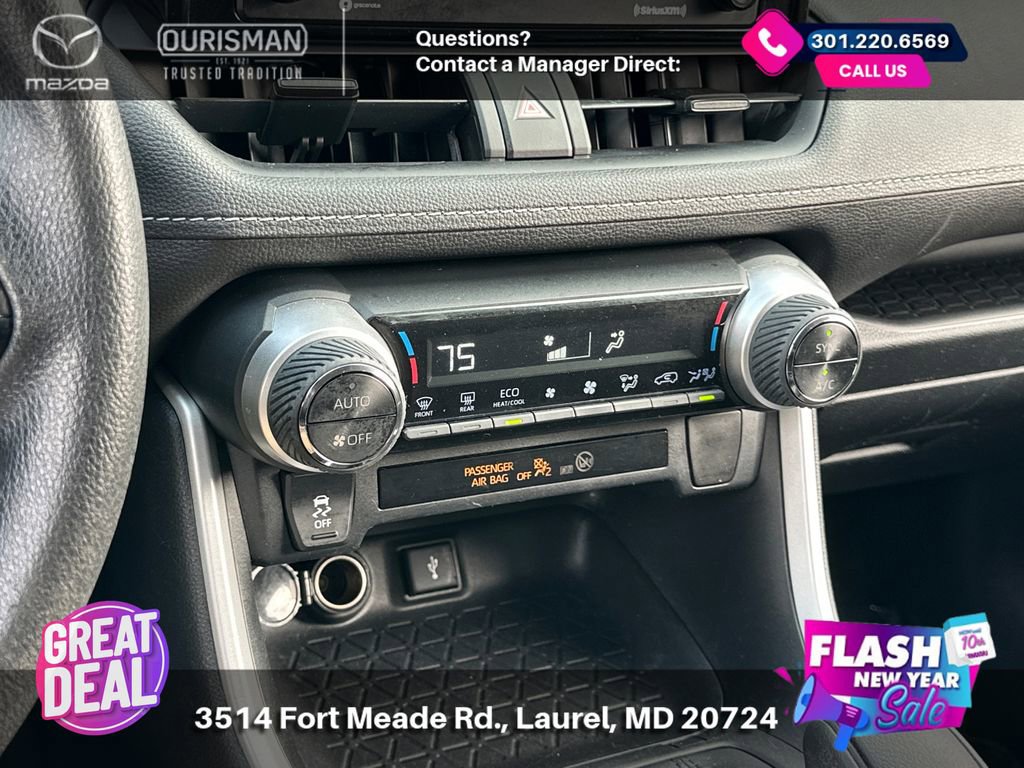 Used 2020 Toyota RAV4 LE image 16