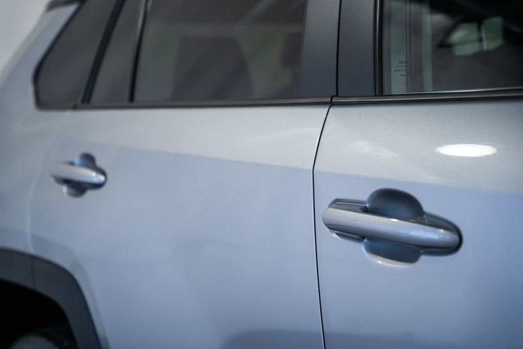 Used 2023 Toyota RAV4 XLE w/ Convenience Package AWD/4WD image 14