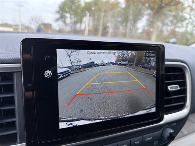 Certified 2025 Hyundai Venue Limited image 29