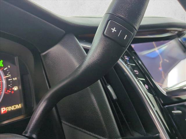 Used 2015 Cadillac Escalade Luxury RWD image 12