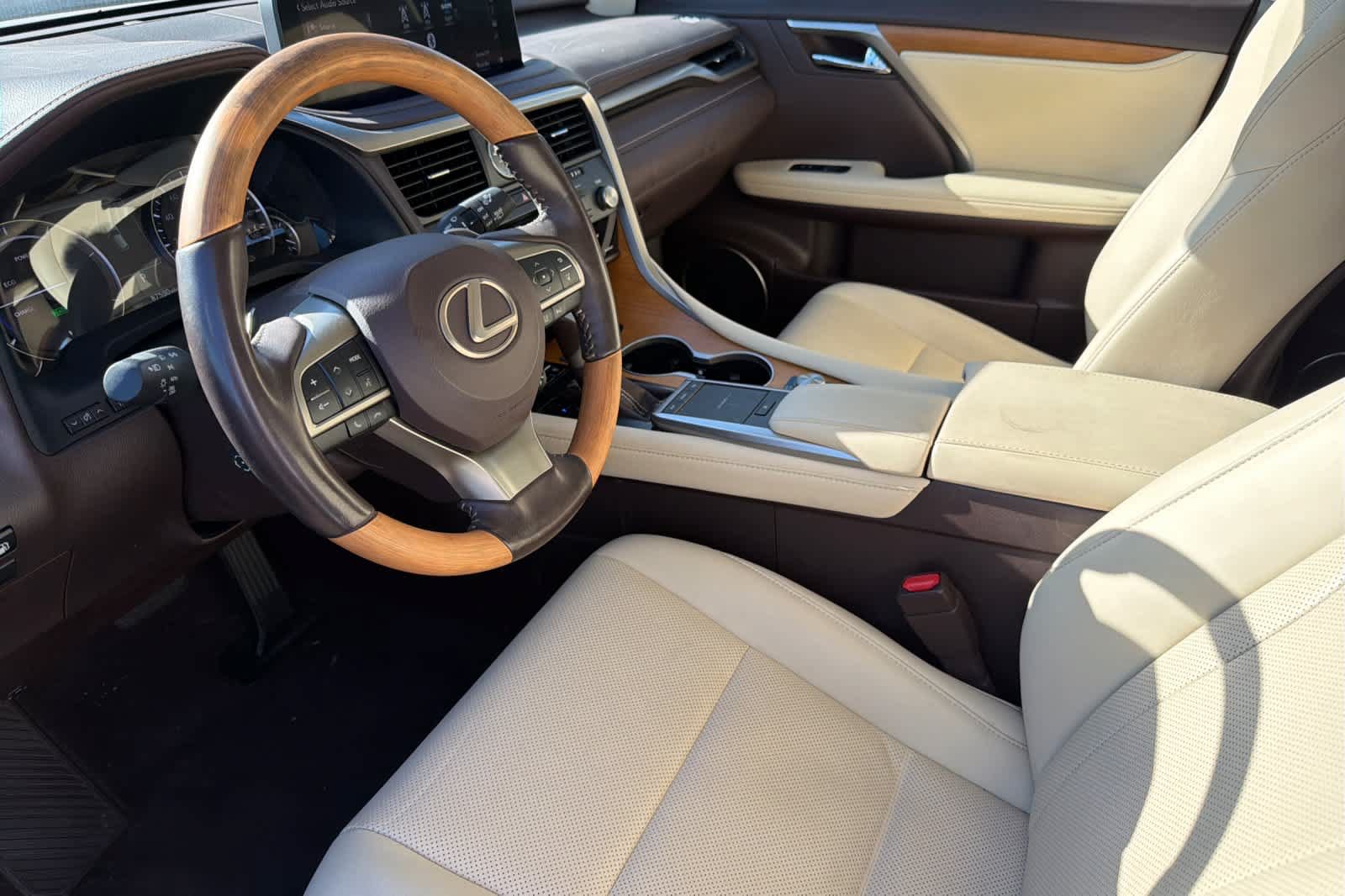 Used 2020 Lexus RX 450h AWD w/ Premium Package image 9