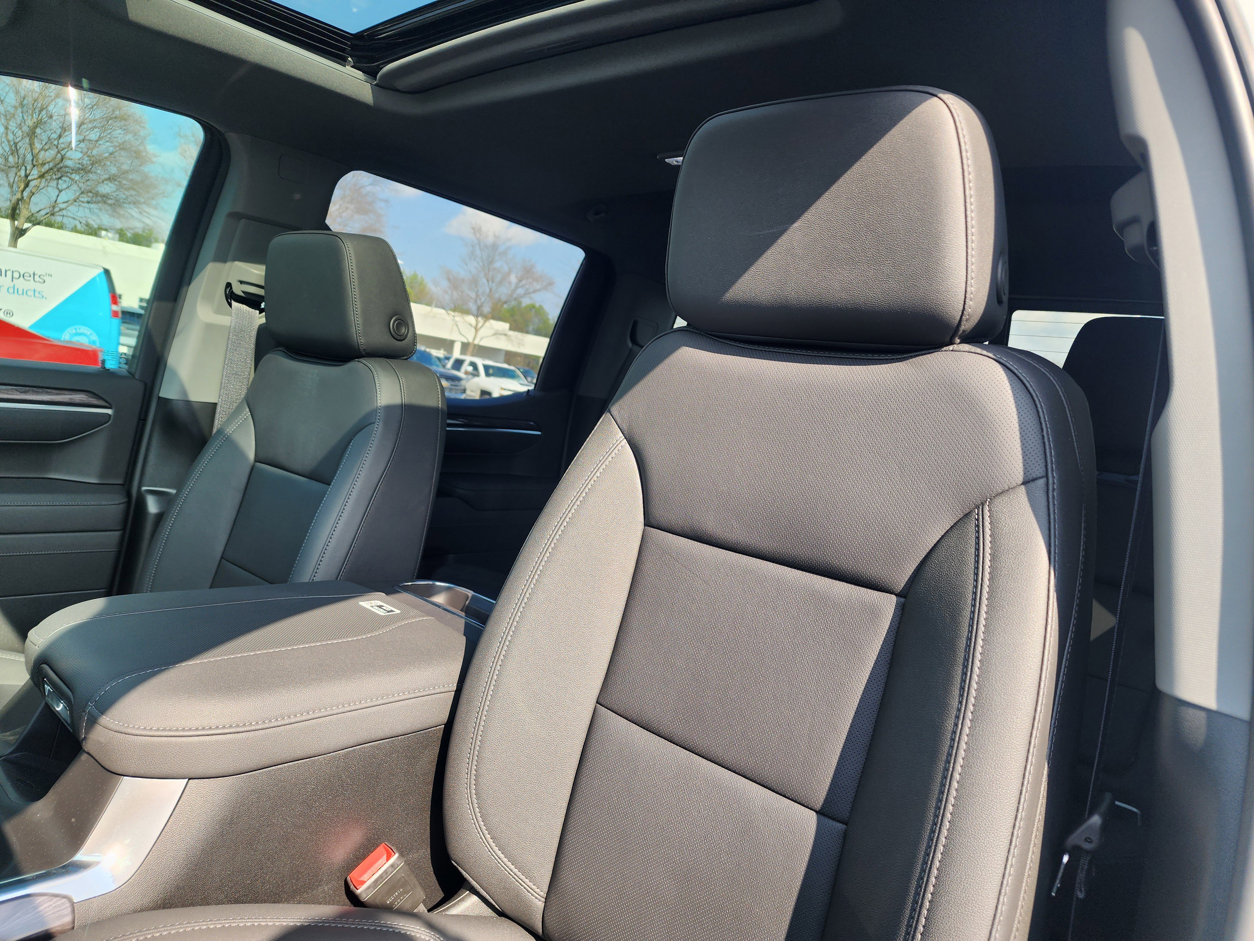 New 2026 Chevrolet Silverado 1500 LTZ w/ LTZ Premium Package image 22