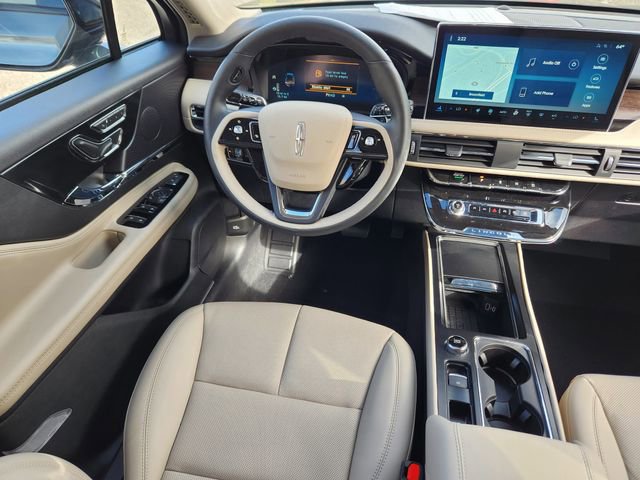 New 2026 Lincoln Corsair Reserve w/ Jet Appearance Package image 9