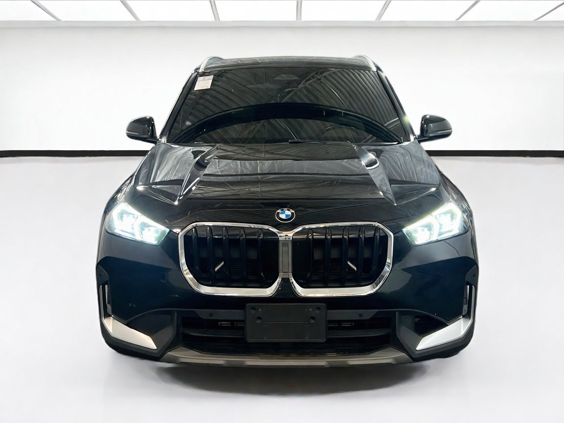 Used 2023 BMW X1 xDrive28i w/ Convenience Package AWD/4WD image 2