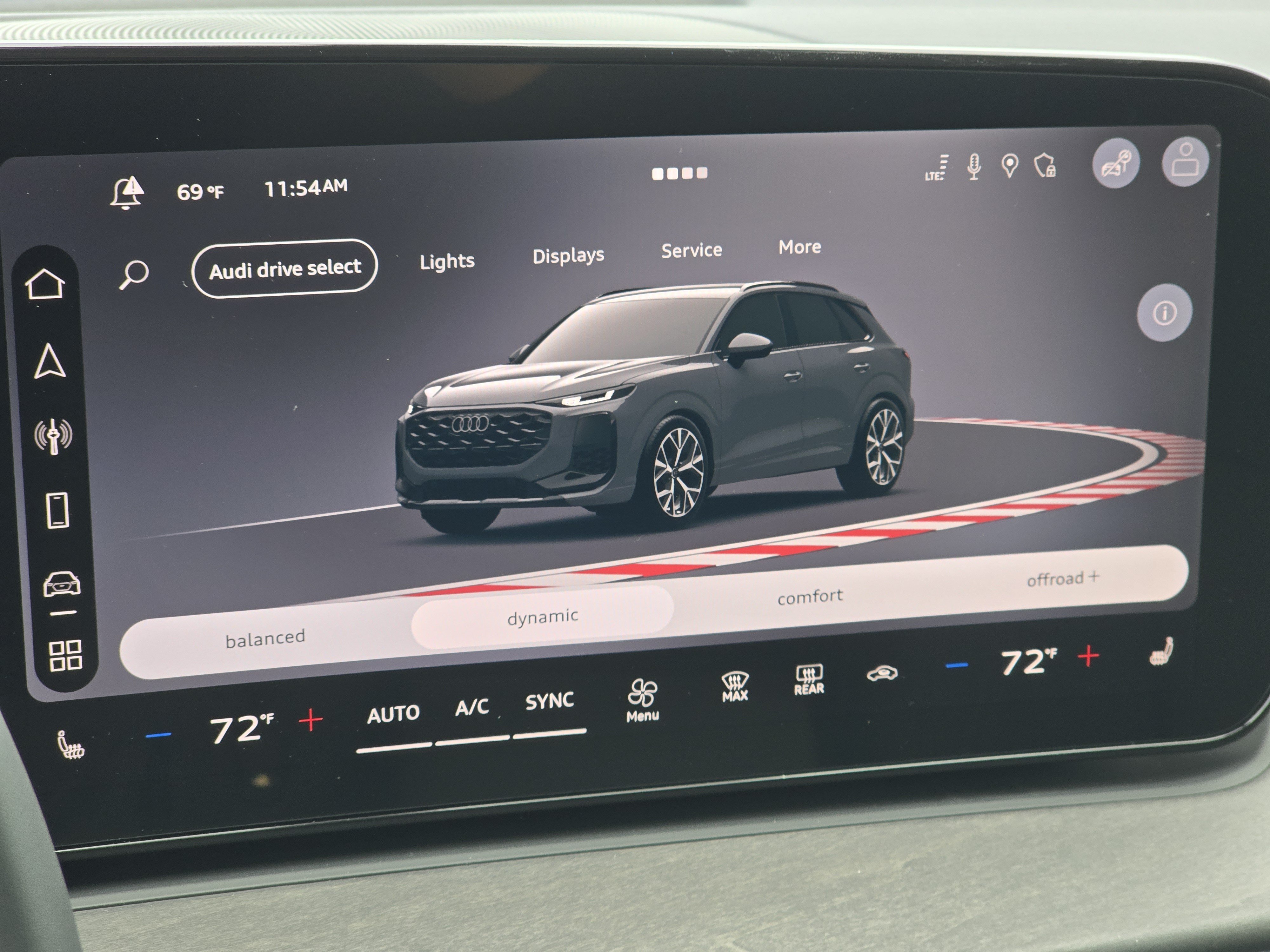 New 2026 Audi Q3 quattro 2.0T AWD/4WD image 12