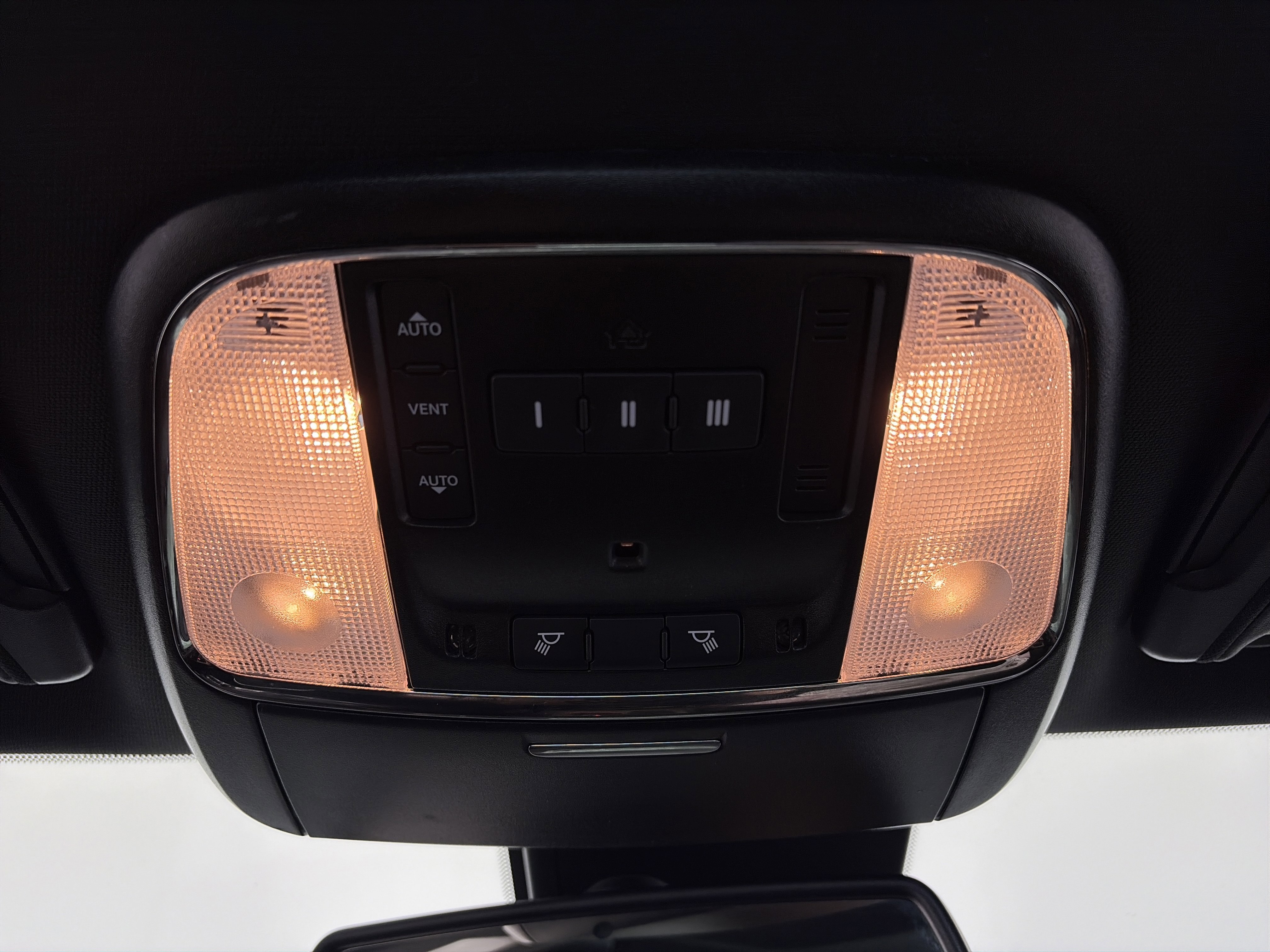 Used 2023 Dodge Charger GT w/ Plus Group AWD/4WD image 31