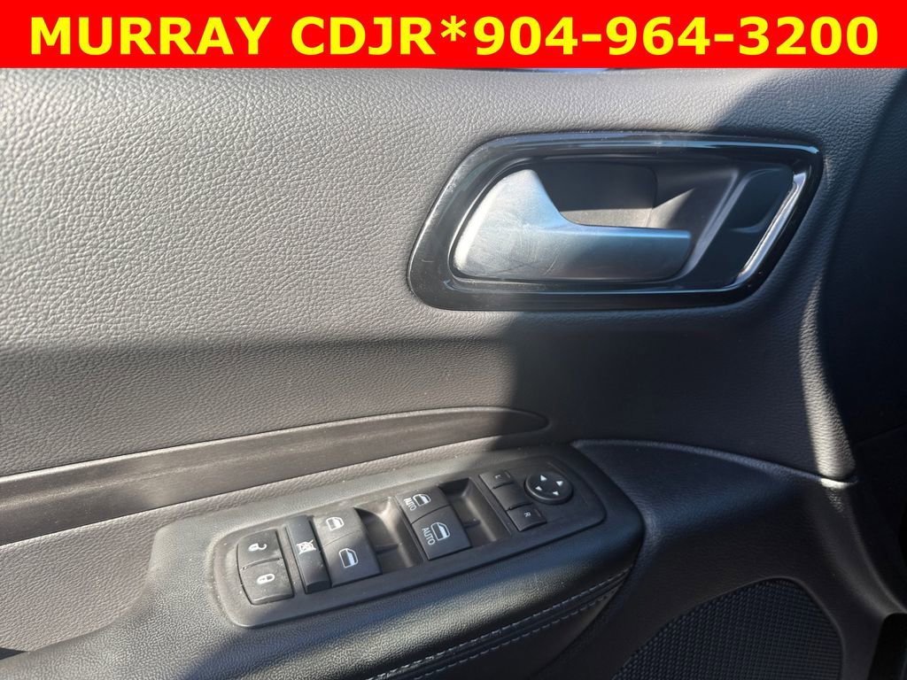 Certified 2024 Dodge Durango SXT w/ 3rd Row Seating Group image 18
