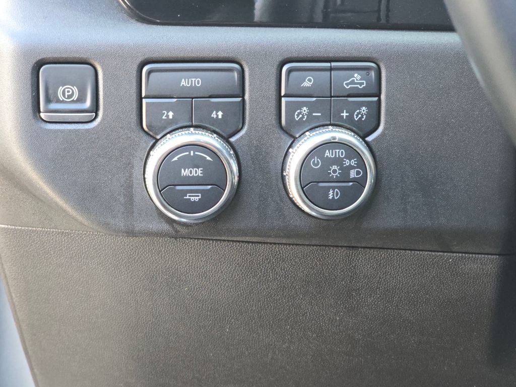Certified 2025 GMC Sierra 1500 SLT AWD/4WD image 31