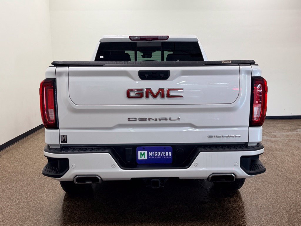 Used 2023 GMC Sierra 1500 Denali w/ Technology Package AWD/4WD image 5