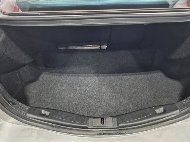 Used 2020 Ford Fusion SE image 18