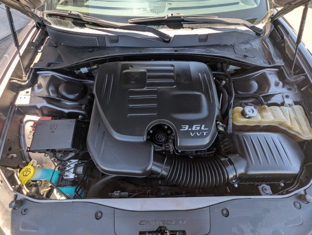Used 2015 Dodge Charger SE w/ Popular Equipment Group RWD image 24