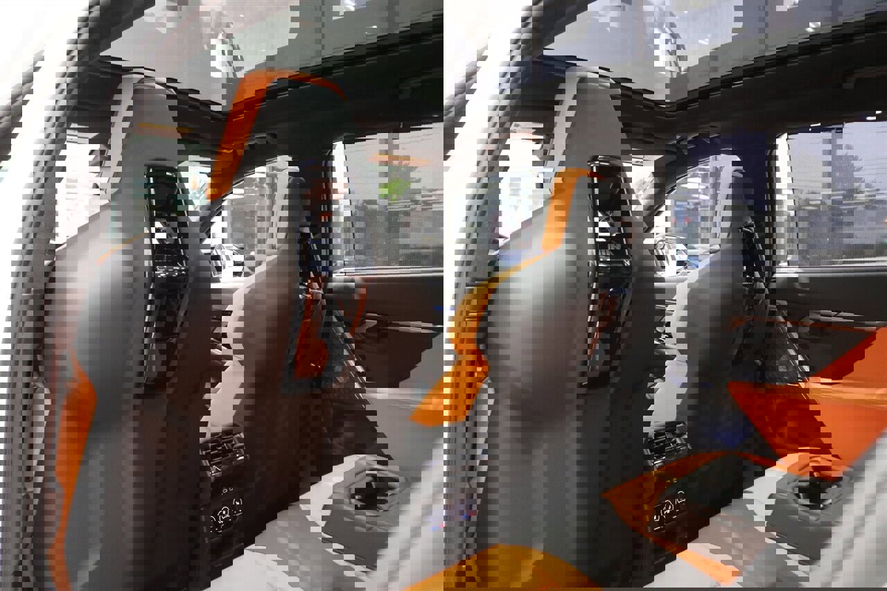 Used 2025 BMW M5 Touring w/ M Driver's Package image 56