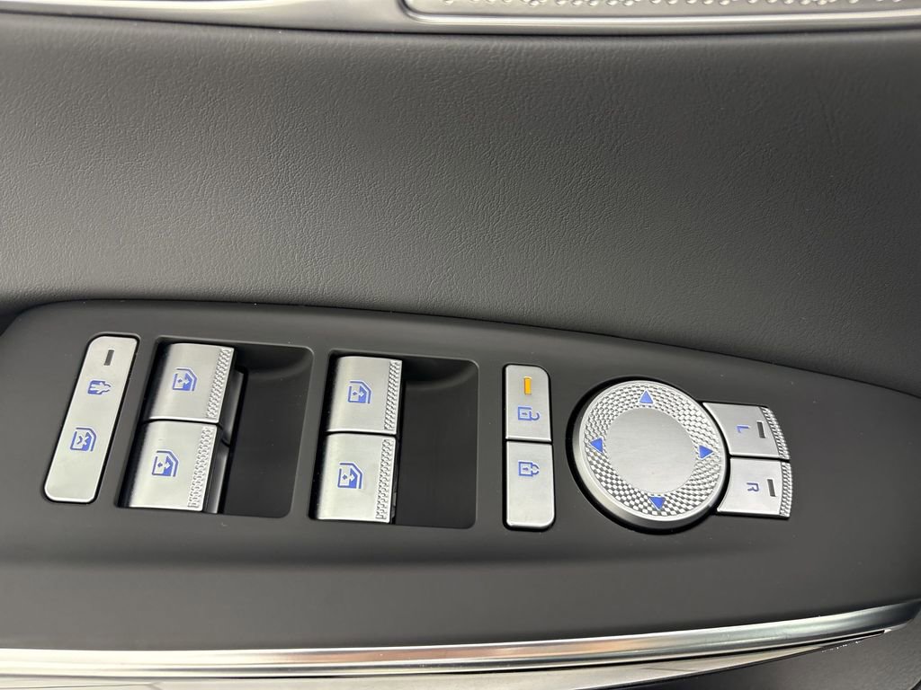 New 2026 Genesis GV70 2.5T AWD/4WD image 15