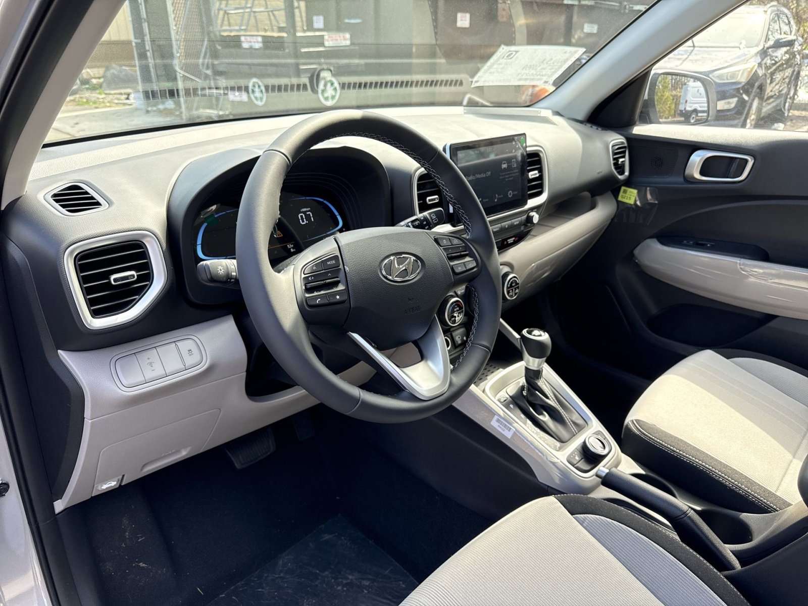 New 2026 Hyundai Venue SEL FWD image 16