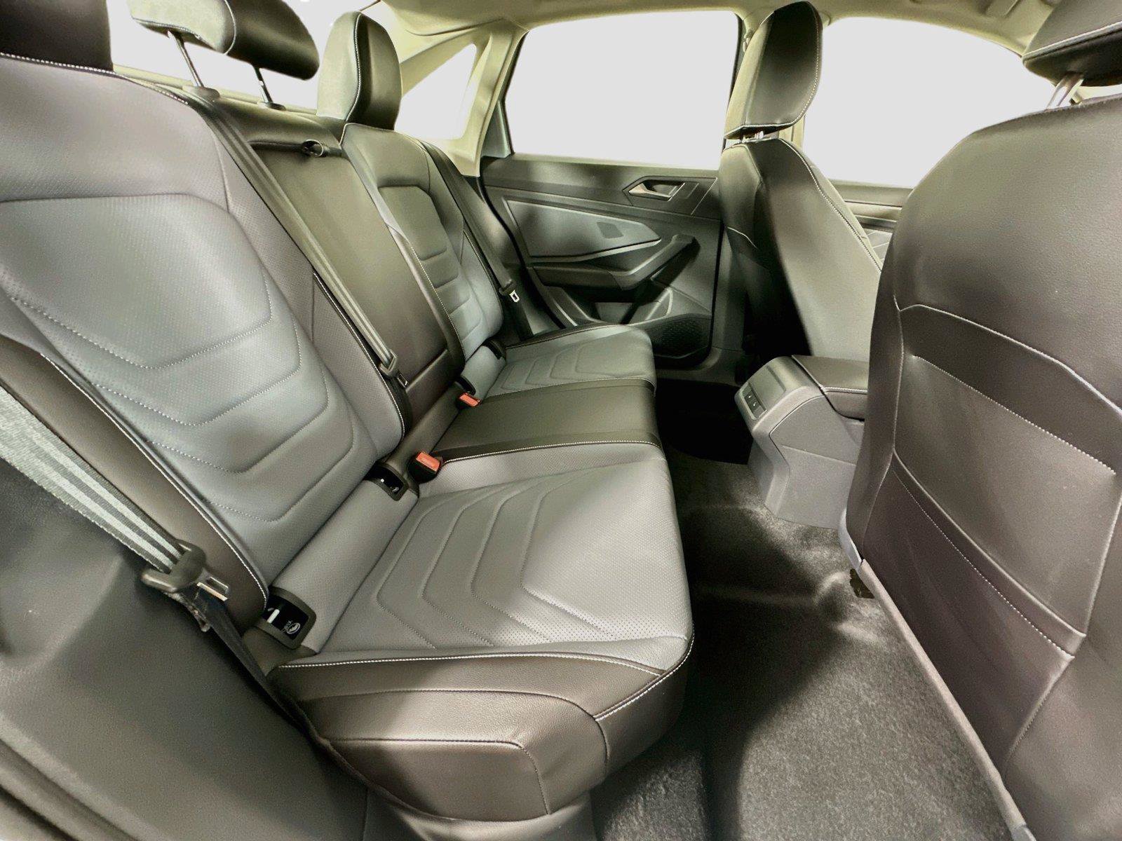 Certified 2026 Volkswagen Jetta SEL FWD image 26