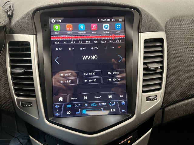 Used 2015 Chevrolet Cruze LT FWD image 20