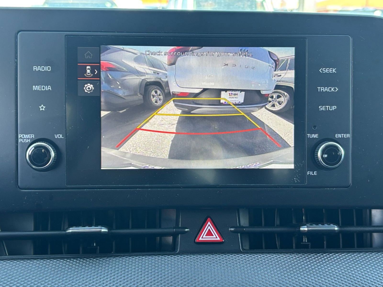 Used 2025 Kia Sportage LX FWD image 23