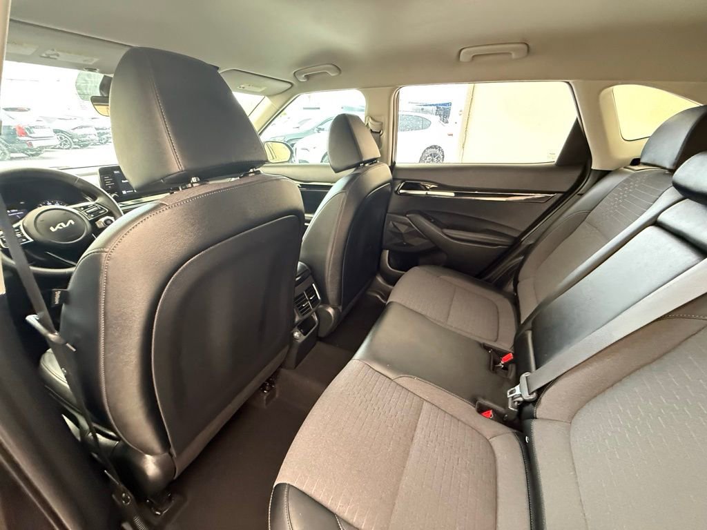 Used 2023 Kia Seltos S image 19