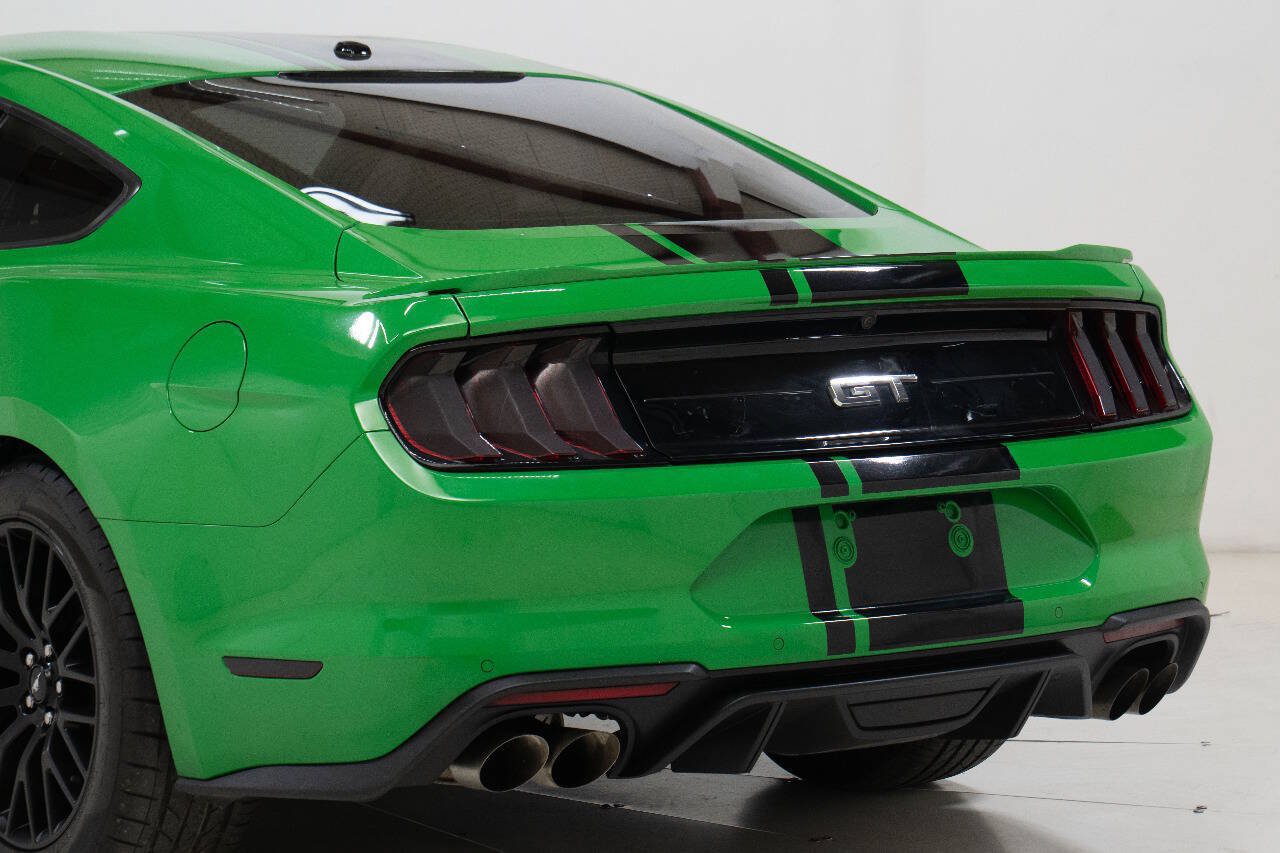 Used 2019 Ford Mustang GT RWD image 13
