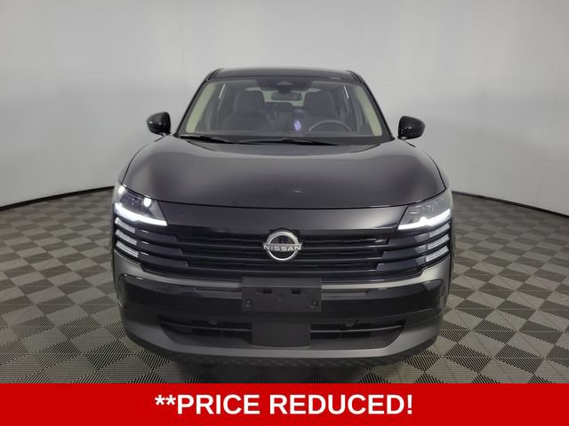 Used 2025 Nissan Kicks SV w/ Charging Package FWD image 2