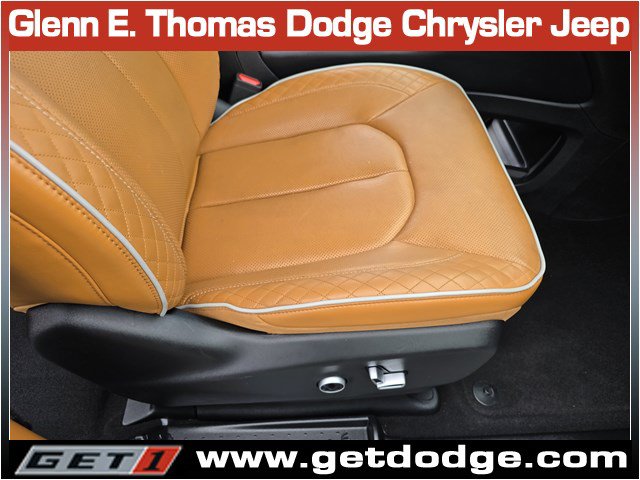 Certified 2023 Chrysler Pacifica Pinnacle FWD image 38