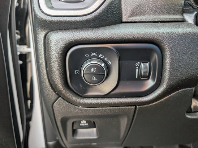 Used 2025 RAM 1500 Tradesman w/ Night Edition AWD/4WD image 13