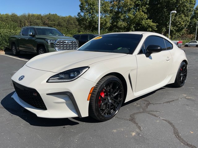 Used 2026 Toyota GR86 Premium w/ GR Wheel Package (TMS RWD image 2