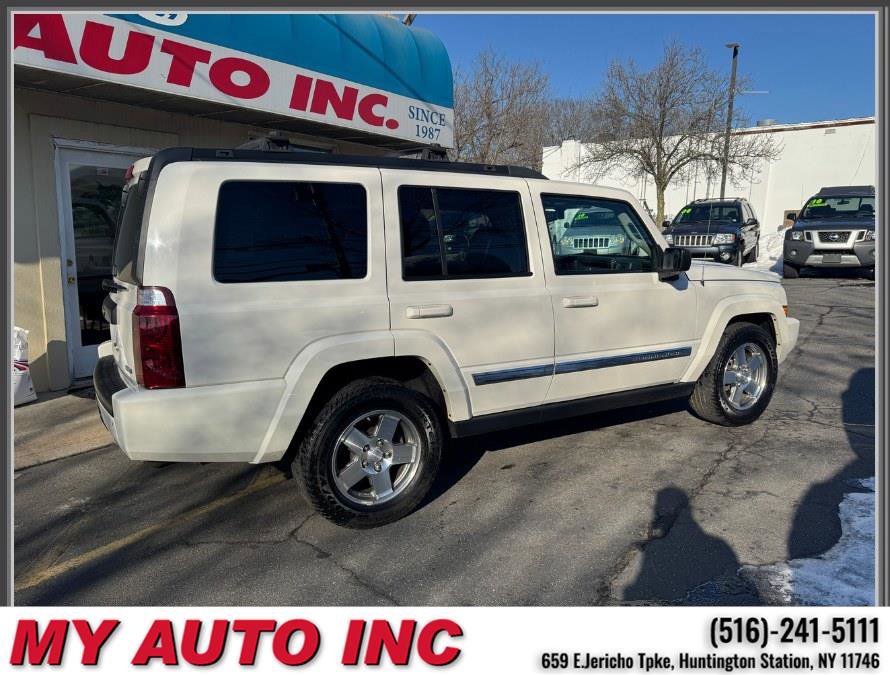 Used 2010 Jeep Commander Sport w/ Sun/Sound Group image 3