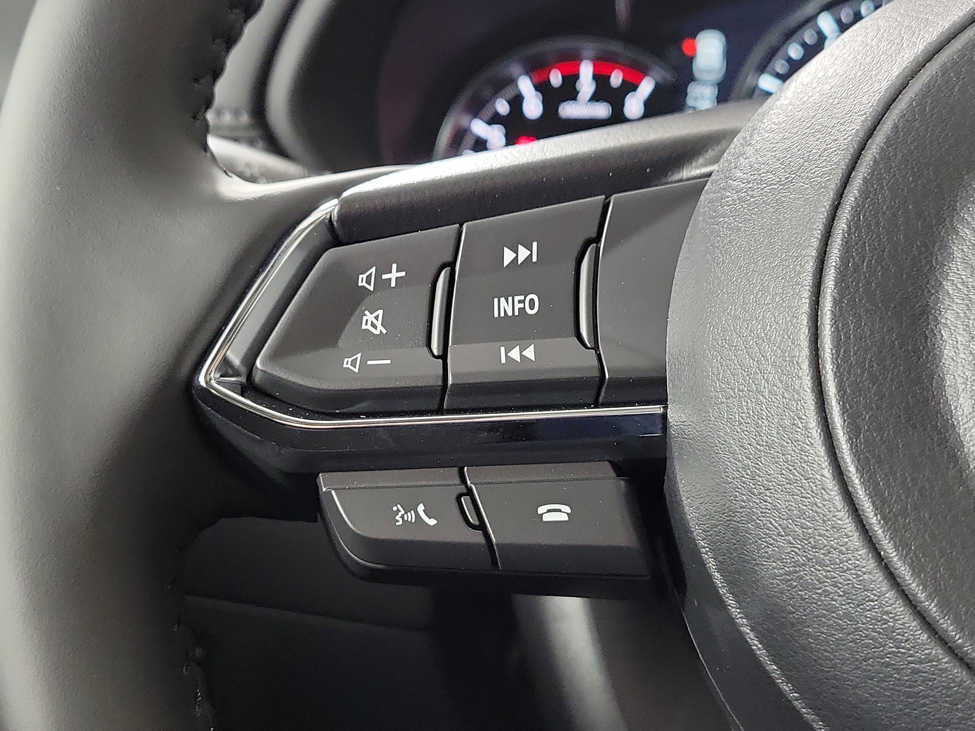 New 2025 MAZDA CX-5 AWD 2.5 S w/ Premium Plus Pkg image 15