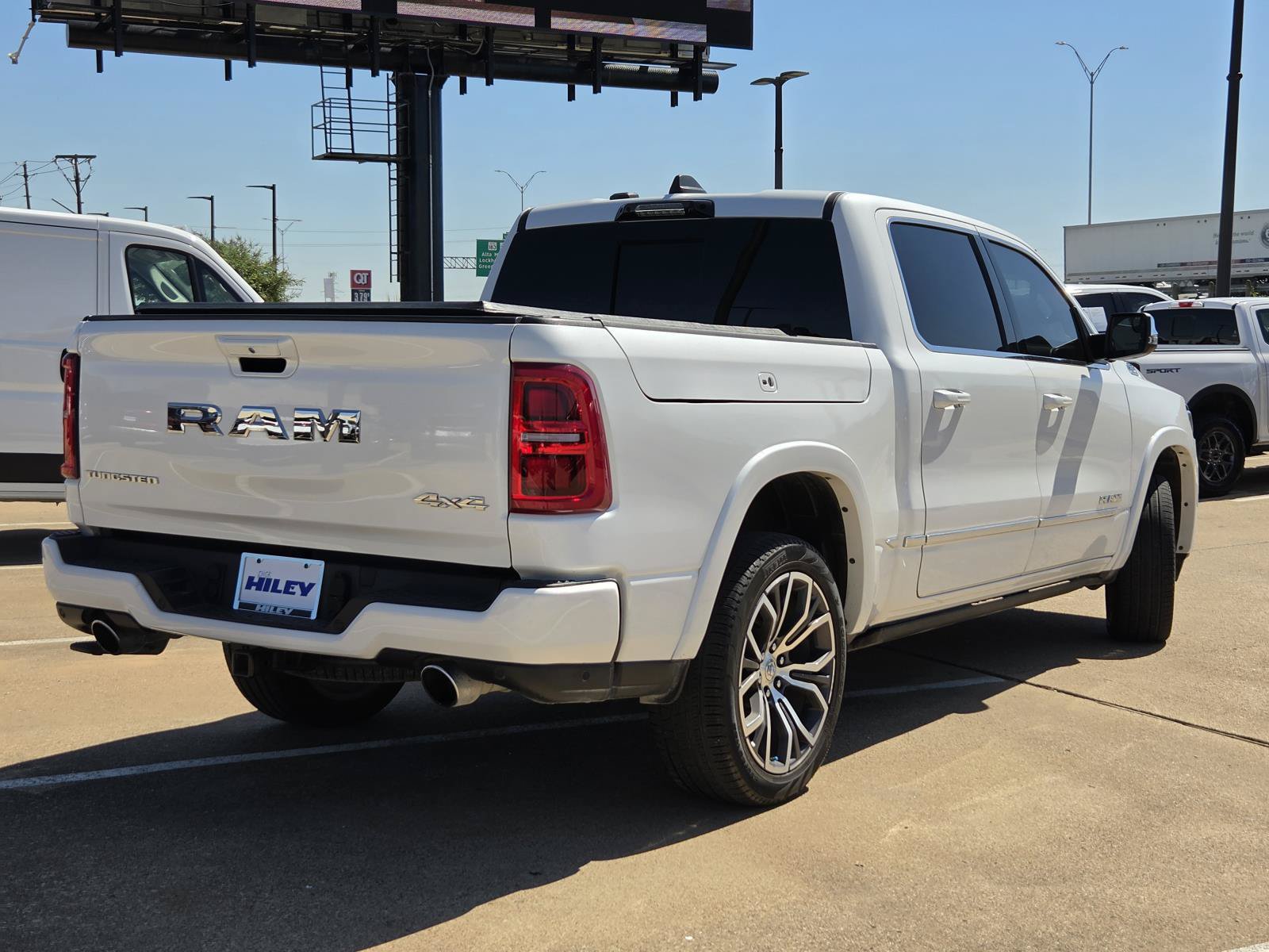Used 2025 RAM 1500 Tungsten w/ Trailer Tow Group AWD/4WD image 4