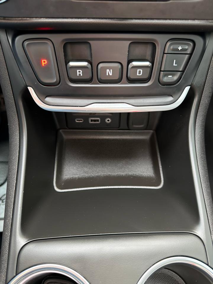 Used 2018 GMC Terrain SLT w/ Infotainment Package II AWD/4WD image 19