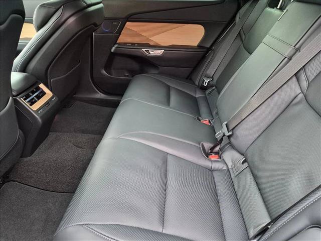 New 2026 Lexus ES 350e w/ Executive Package FWD image 14