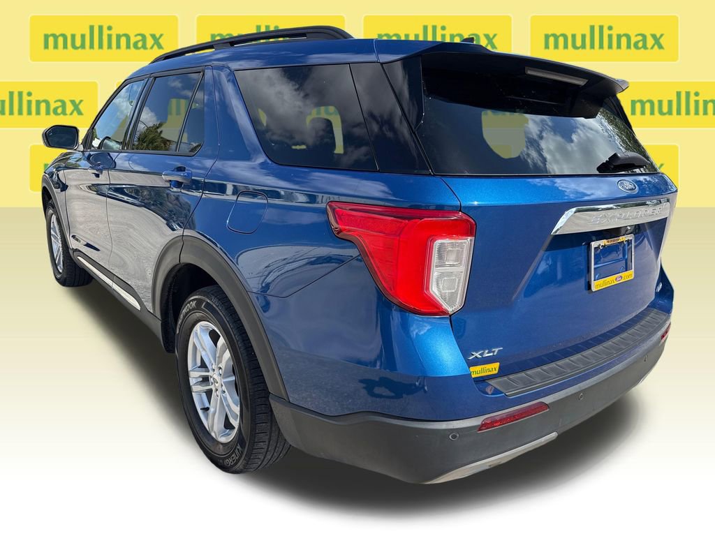 Certified 2022 Ford Explorer XLT w/ Equipment Group 202A AWD/4WD image 9