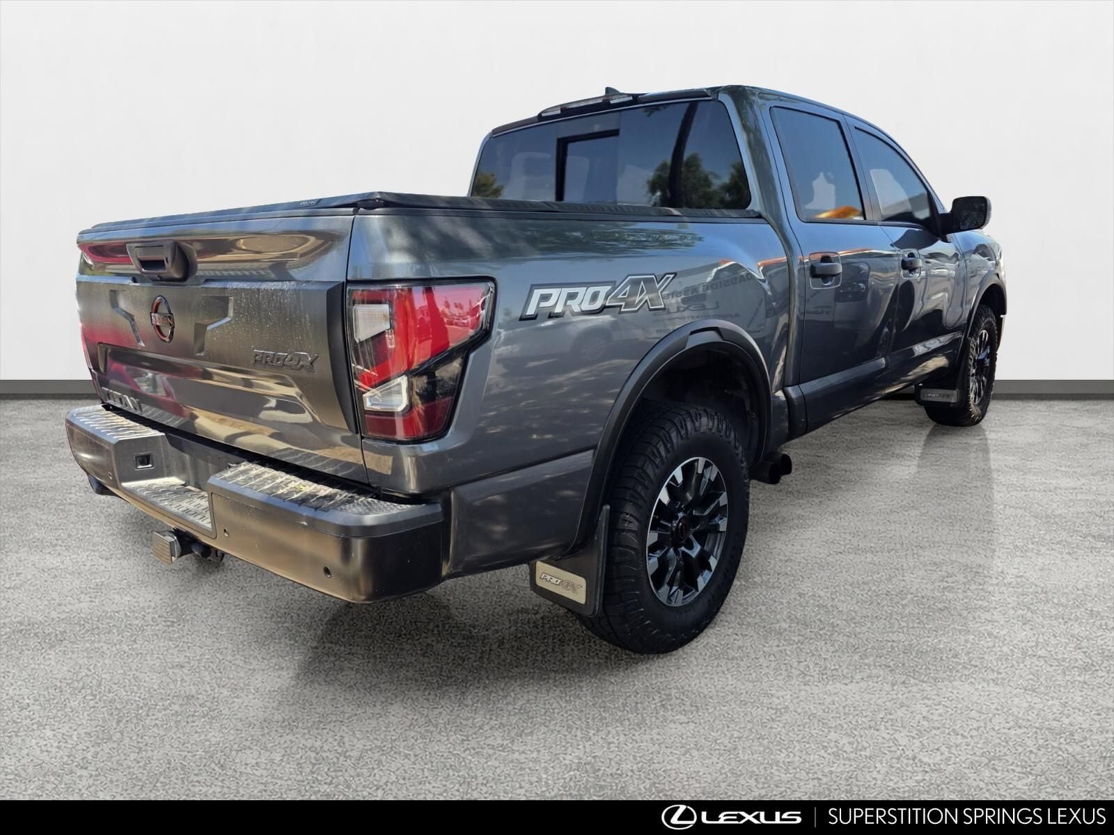 Used 2023 Nissan Titan PRO-4X w/ Pro-4x Convenience Package AWD/4WD image 3
