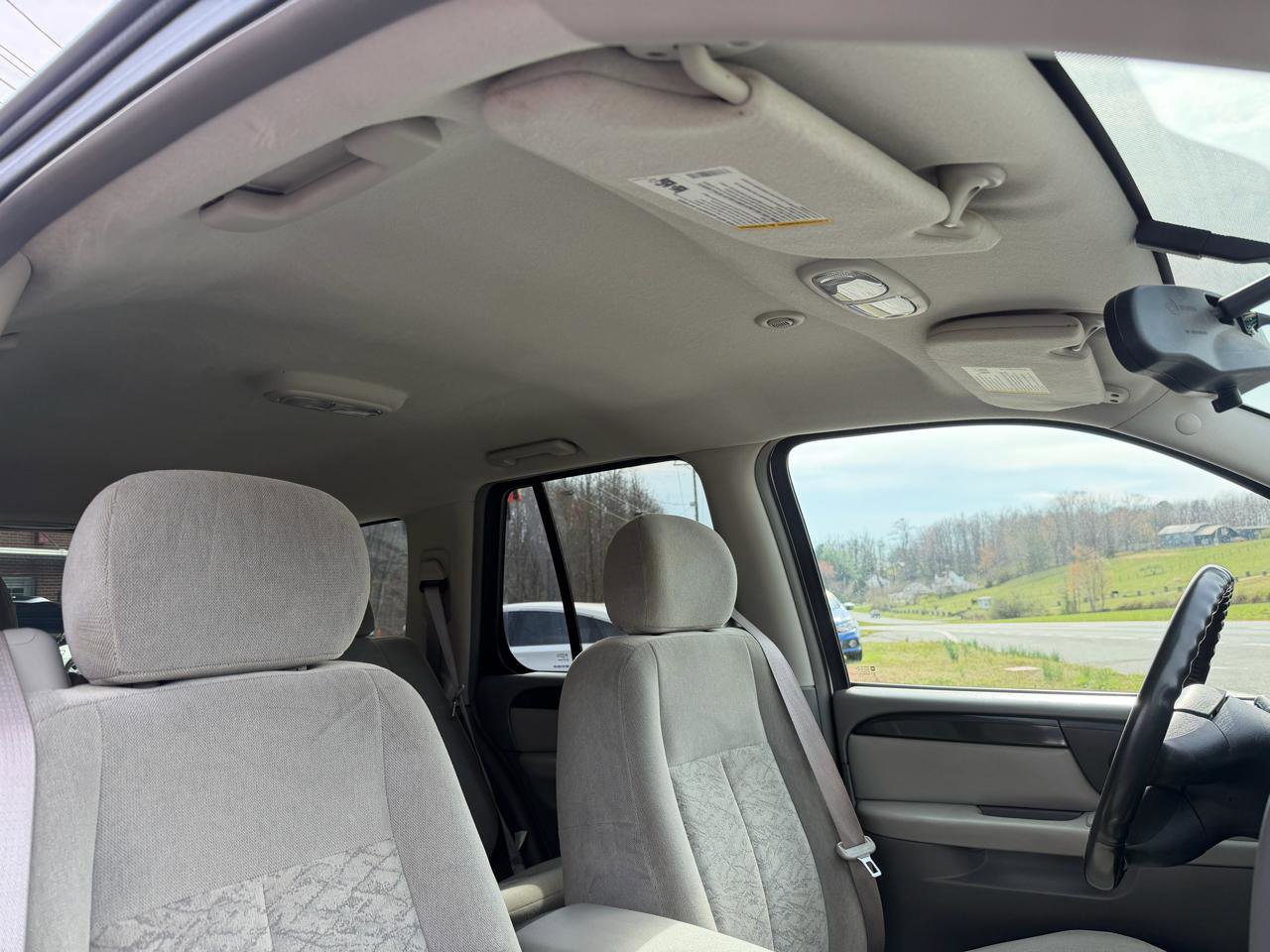 Used 2005 GMC Envoy SLE image 22