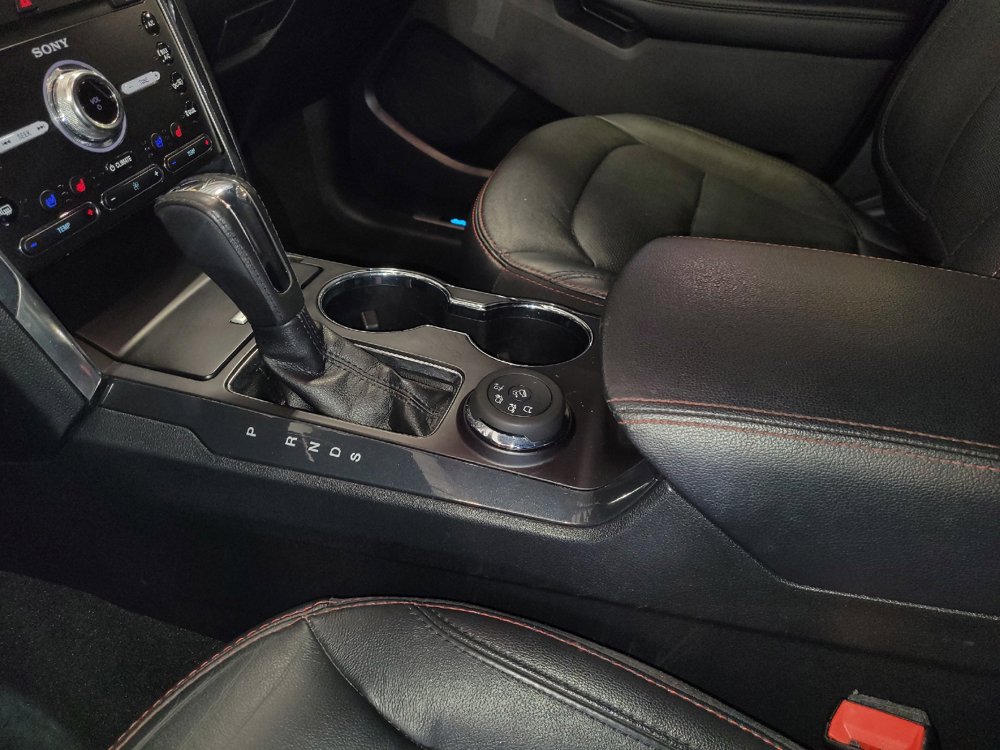 Used 2019 Ford Explorer Sport w/ Equipment Group 401A AWD/4WD image 26