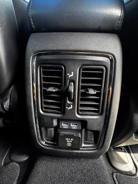 Used 2021 Jeep Grand Cherokee Limited w/ Premium Lighting Group AWD/4WD image 16