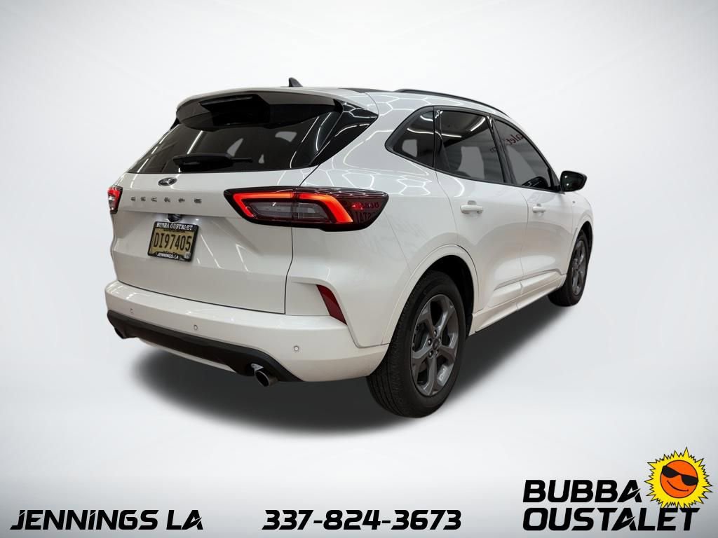 Used 2023 Ford Escape ST-Line w/ Tech Pack #1 FWD image 5