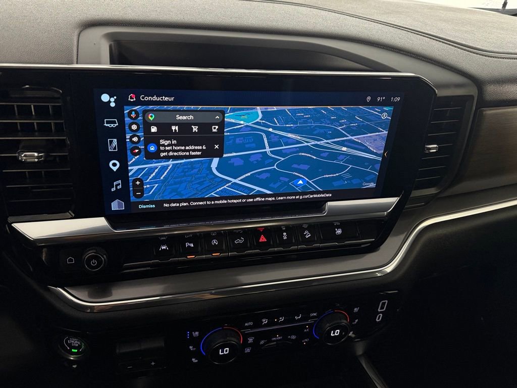 Used 2023 Chevrolet Silverado 1500 High Country w/ Technology Package image 17