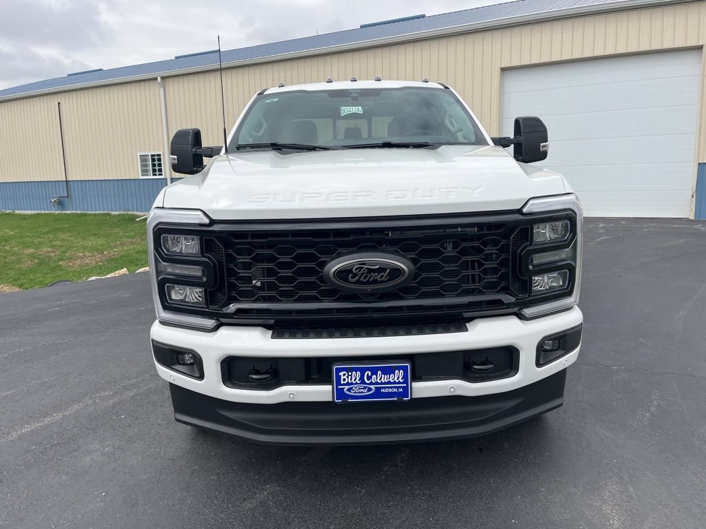 New 2026 Ford F350 Lariat w/ Black Appearance Package AWD/4WD image 8