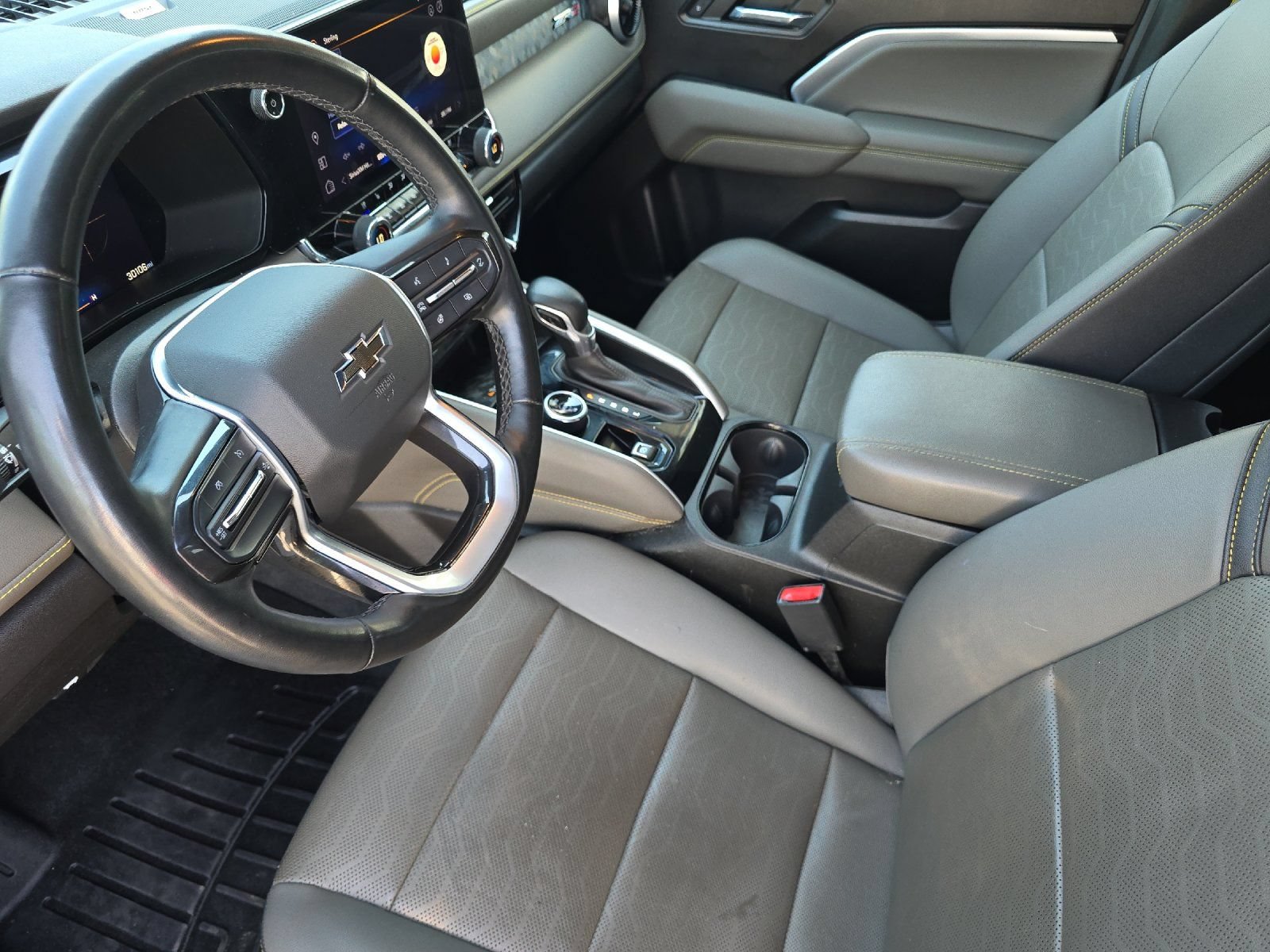 Used 2023 Chevrolet Colorado ZR2 w/ ZR2 Convenience Package III AWD/4WD image 9