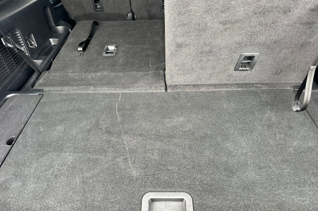 Certified 2023 Ford Explorer XLT image 18