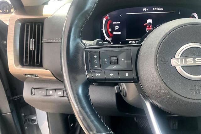 Certified 2023 Nissan Pathfinder Platinum FWD image 24