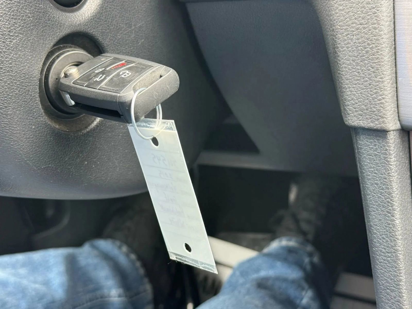 Used 2015 Volkswagen Golf S image 29