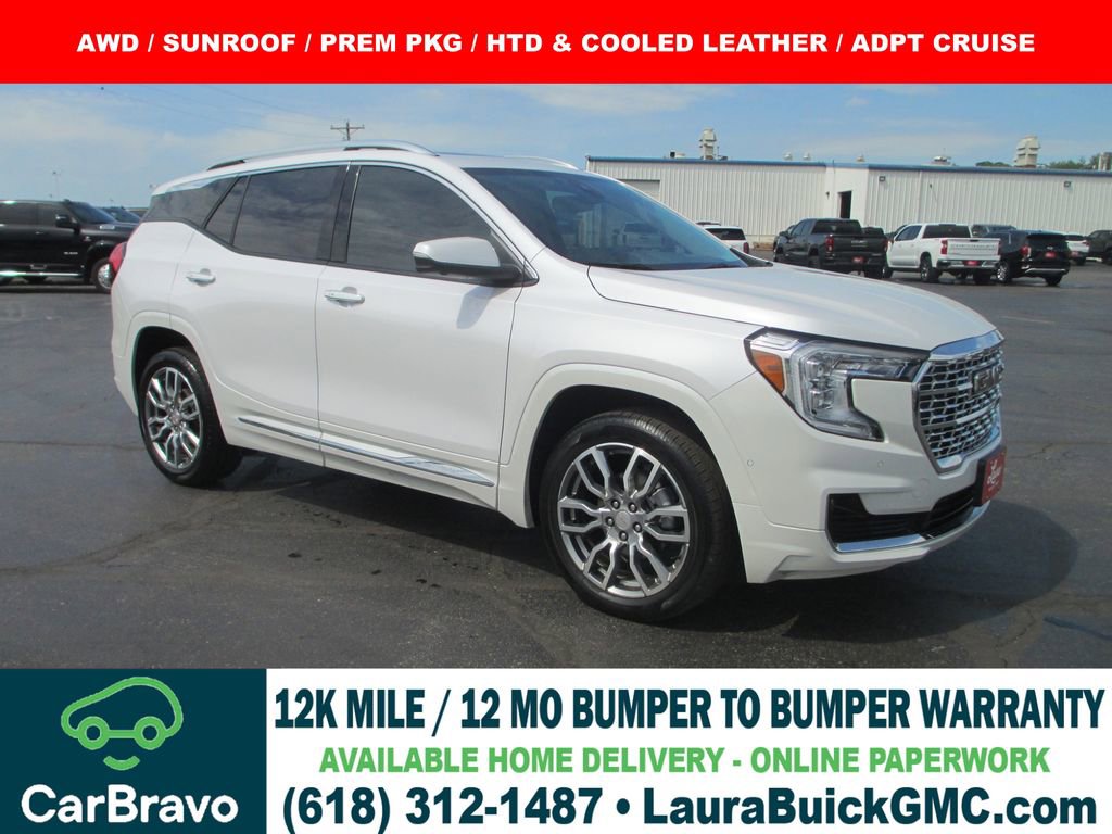Used 2024 GMC Terrain Denali w/ Denali Premium Package AWD/4WD image 1