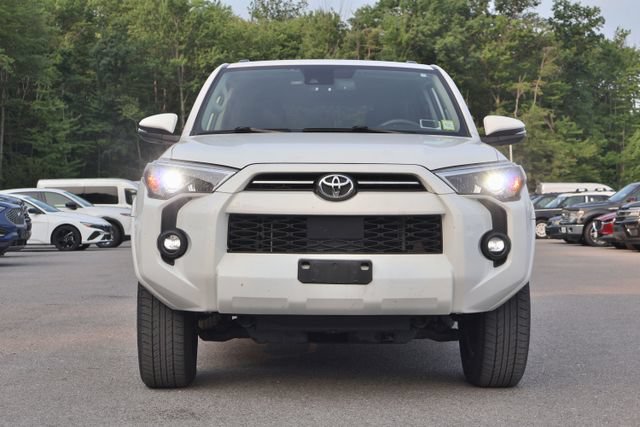Used 2021 Toyota 4Runner SR5 Premium w/ Moonroof Package AWD/4WD image 10