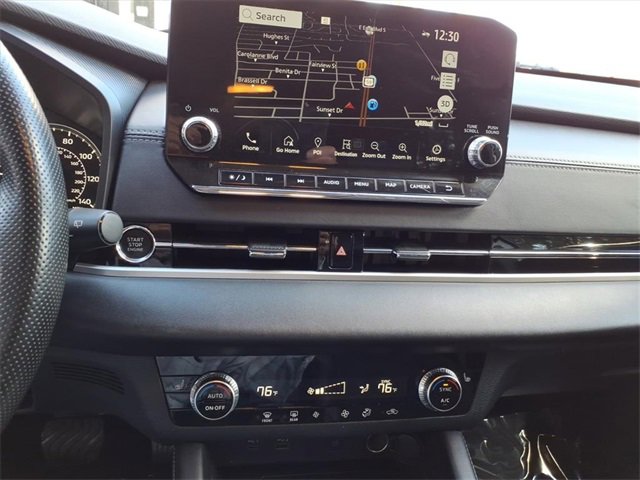 Used 2024 Mitsubishi Outlander SE image 14