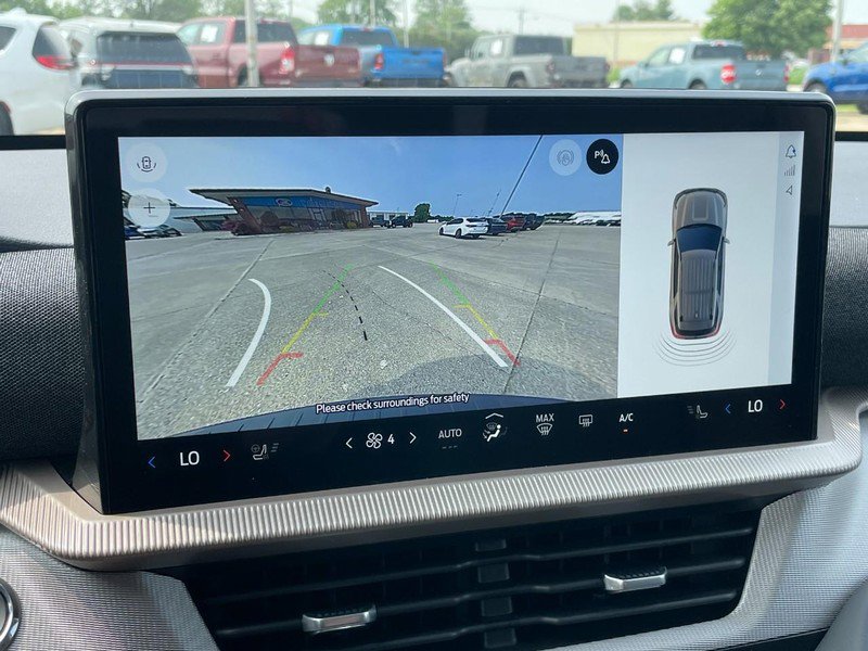 New 2025 Ford Explorer Active w/ Active Comfort Package image 32