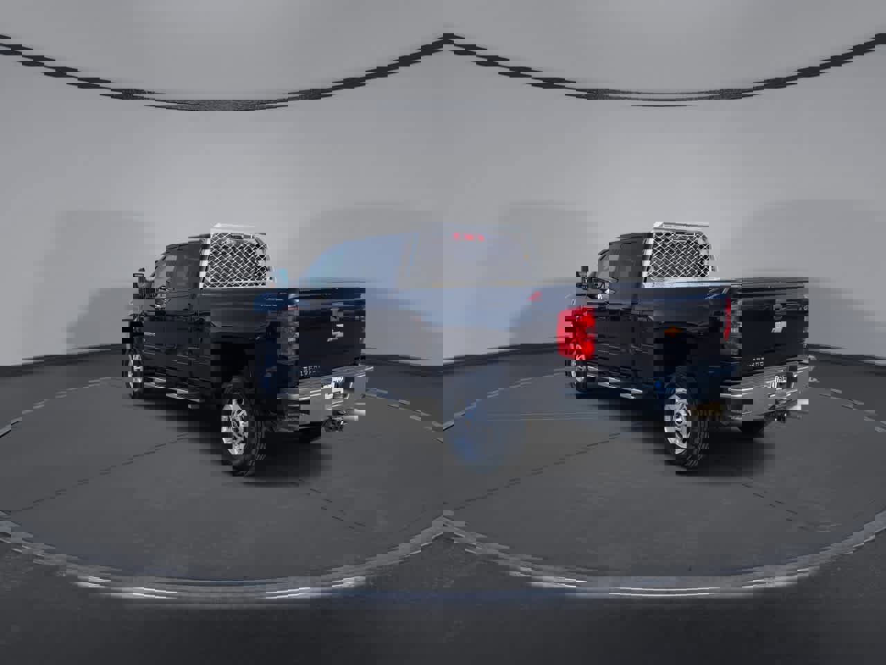 Used 2019 Chevrolet Silverado 2500 LT w/ LT Convenience Package image 5