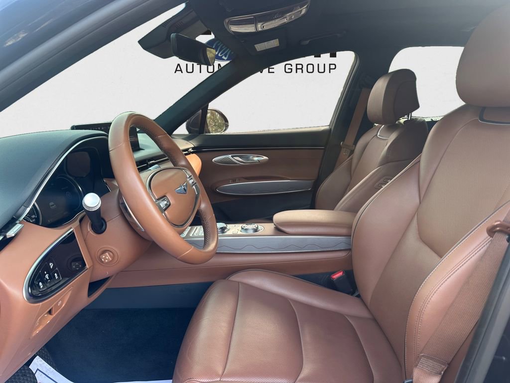 Used 2022 Genesis GV70 2.5T w/ Advanced Package image 26